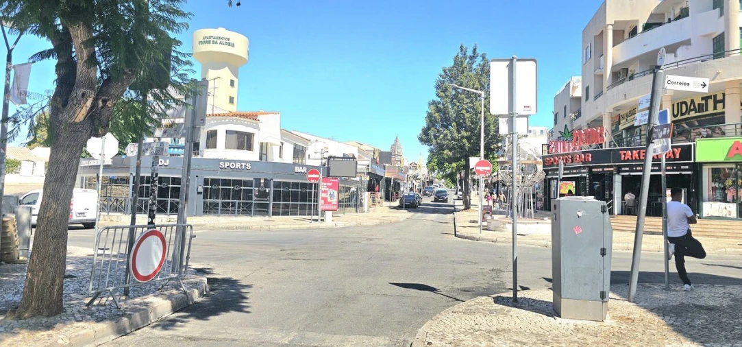 Apartamento T1 para Venda em Albufeira e Olhos de Água Foto 31