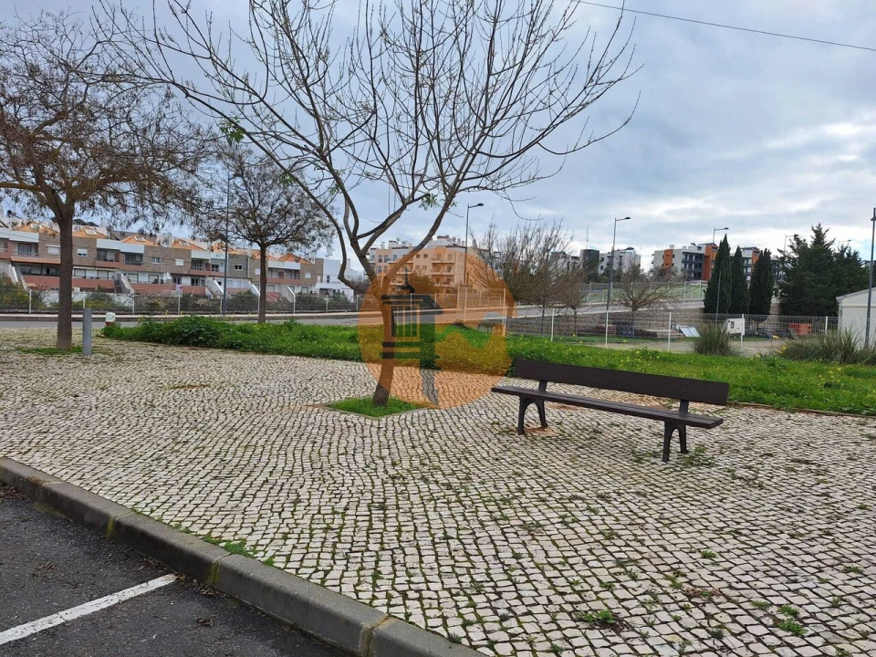 Terreno para Venda em Tavira (Santa Maria e Santiago) Foto 1