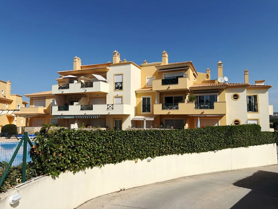 Apartamento T2 para Venda em Albufeira e Olhos de Água Foto 1