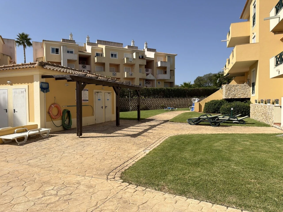 Apartamento T2 para Venda em Albufeira e Olhos de Água Foto 29