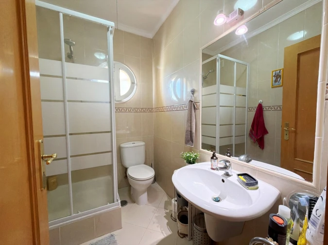 Apartamento T2 para Venda em Albufeira e Olhos de Água Foto 17