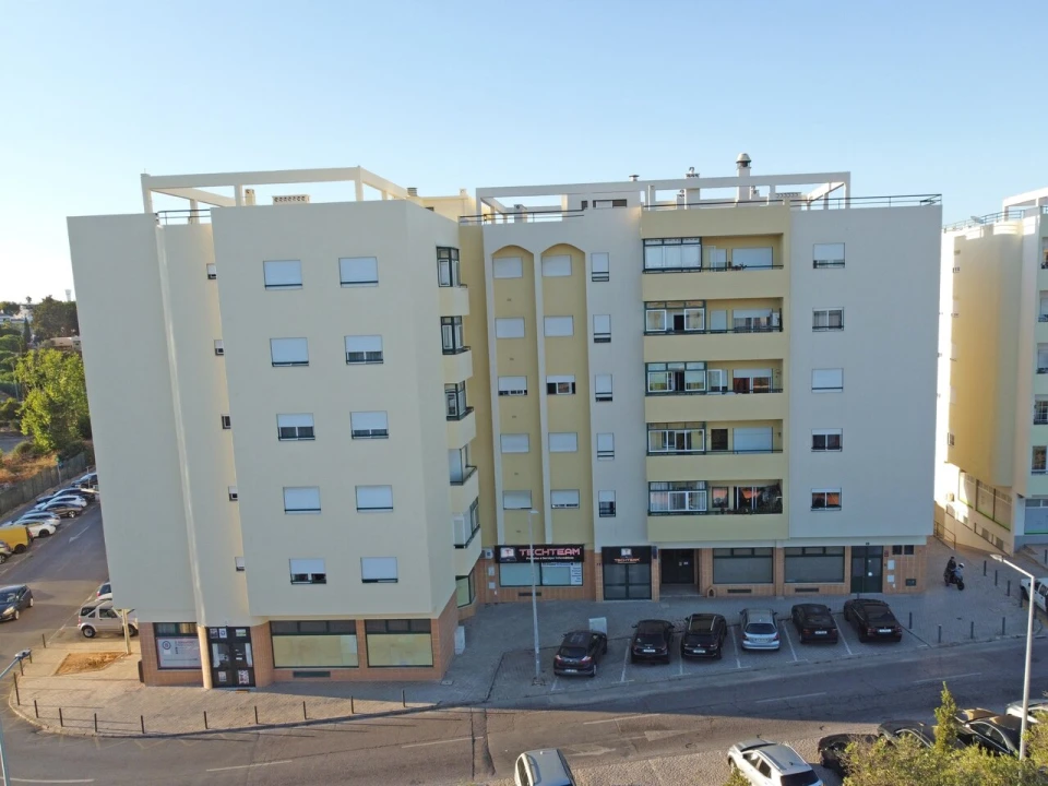 Apartamento T4 para Venda em Portimão Foto 21