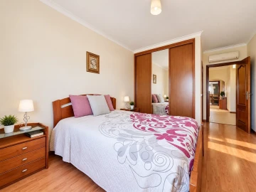 Apartamento T4 para Venda em Portimão