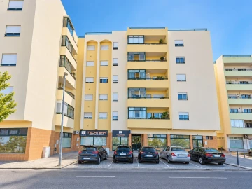 Apartamento T4 para Venda em Portimão