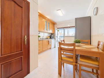 Apartamento T4 para Venda em Portimão