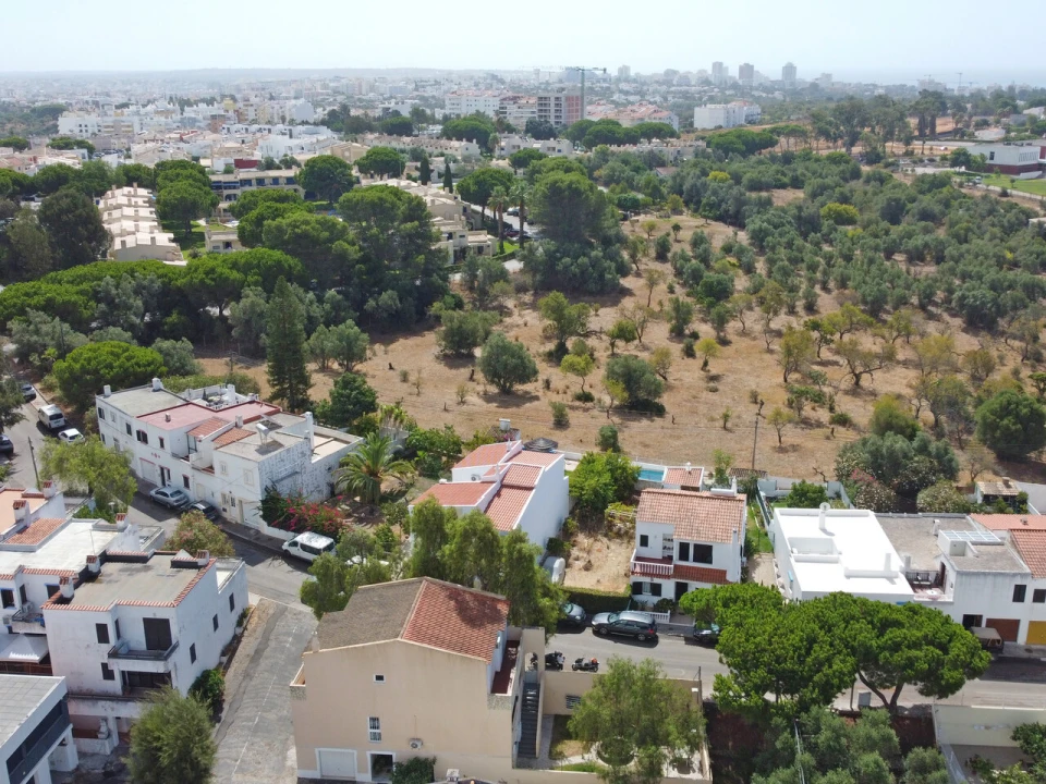 Terreno para Venda em Alvor Foto 6