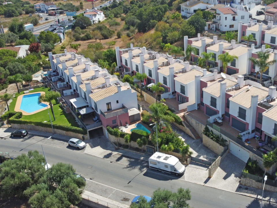 Moradia T3 para Venda em Guia Foto 33