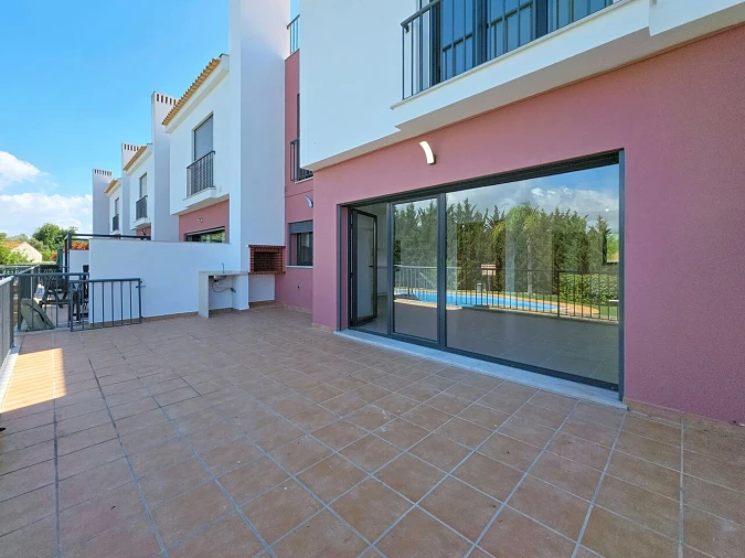 Moradia T3 para Venda em Guia Foto 10