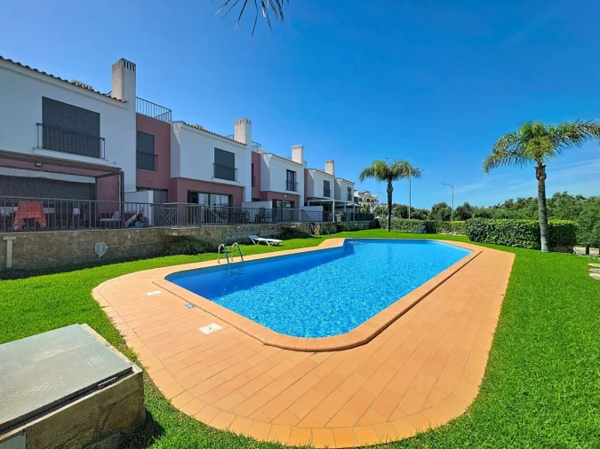 Moradia T3 para Venda em Guia Foto 15