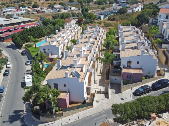 Moradia T3 para Venda em Guia Foto 32