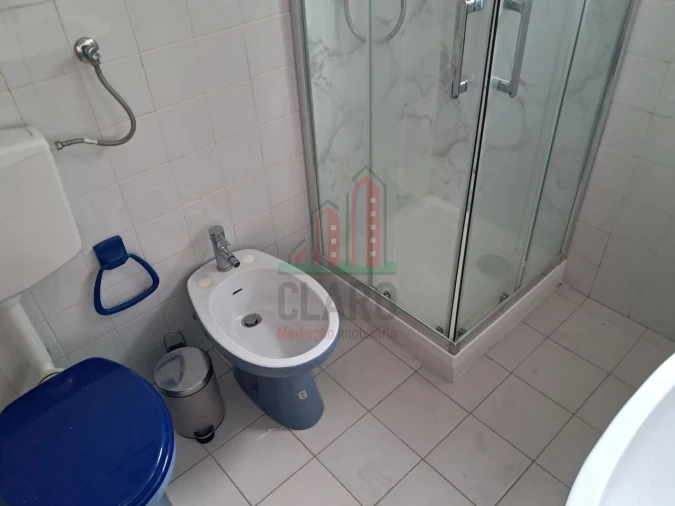 Apartamento T3 para Venda em Santo Antonio dos Olivais Foto 10