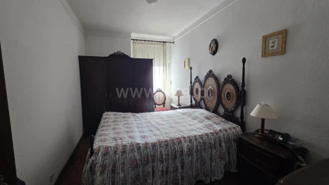 Moradia T3 para Venda em Alcongosta