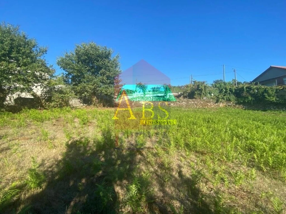 Terreno para Venda em Aboim da Nóbrega e Gondomar Foto 4