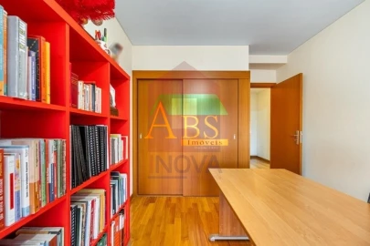 Apartamento T3 para Venda em Vila Verde e Barbudo