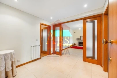 Apartamento T3 para Venda em Vila Verde e Barbudo