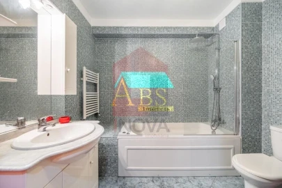 Apartamento T3 para Venda em Vila Verde e Barbudo