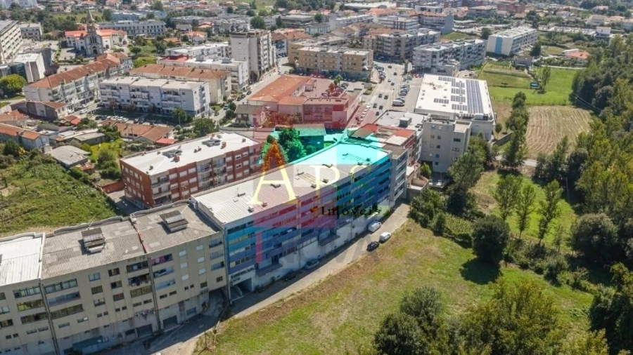 Apartamento T3 para Venda em Vila Verde e Barbudo Foto 26