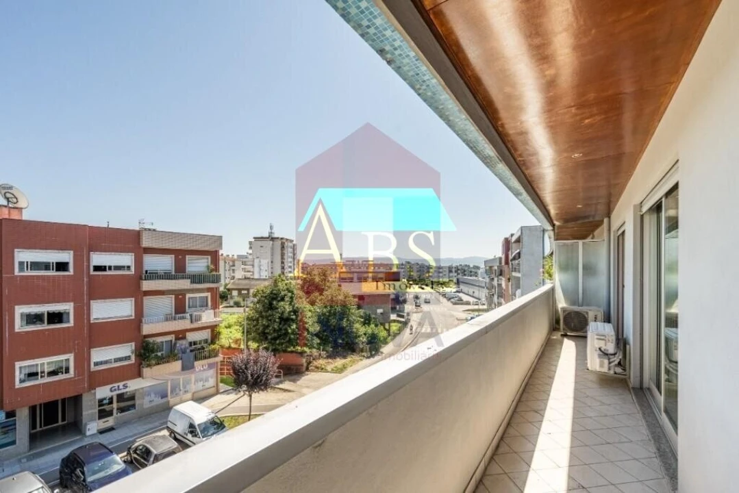 Apartamento T3 para Venda em Vila Verde e Barbudo Foto 20