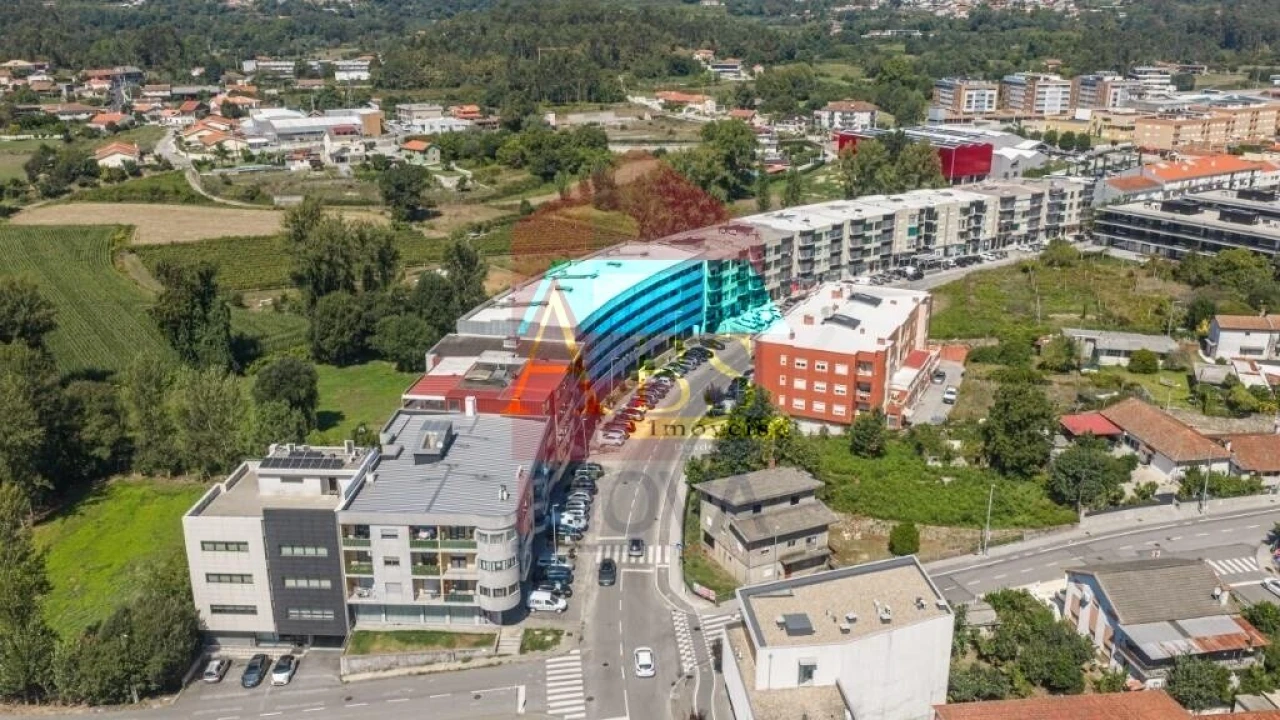 Apartamento T3 para Venda em Vila Verde e Barbudo Foto 27