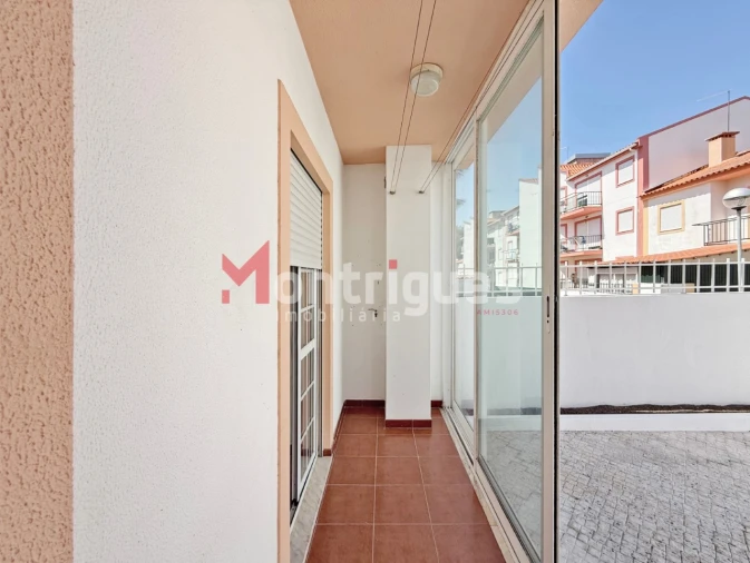 Moradia T3 para Venda em Azeitão (São Lourenço e São Simão) Foto 4