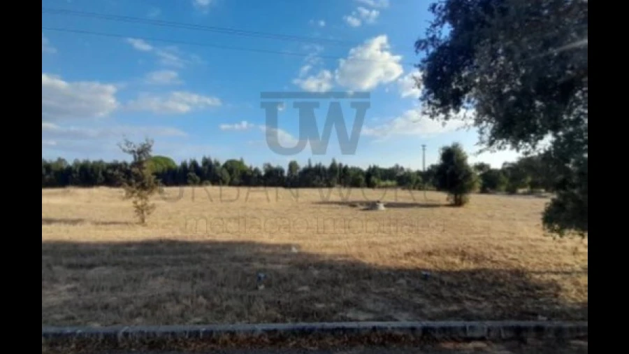 Terreno Comércio / Armazém para Venda em Poceirão e Marateca