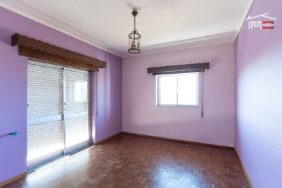 Moradia T3 para Venda em Nossa Senhora da Piedade