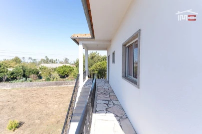 Moradia T3 para Venda em Nossa Senhora da Piedade