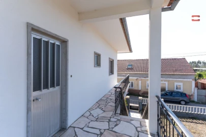 Moradia T3 para Venda em Nossa Senhora da Piedade
