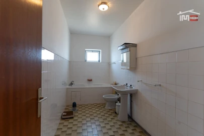 Moradia T3 para Venda em Nossa Senhora da Piedade