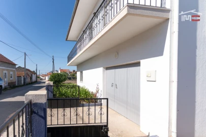 Moradia T3 para Venda em Nossa Senhora da Piedade