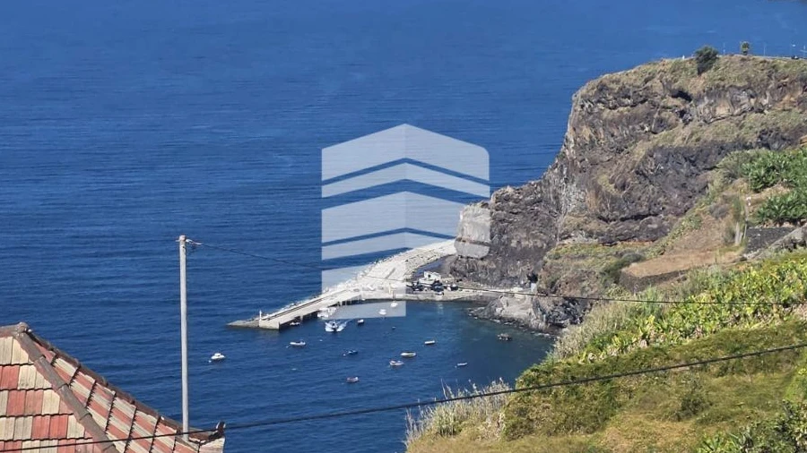 Moradia T1 para Venda em Ribeira Brava