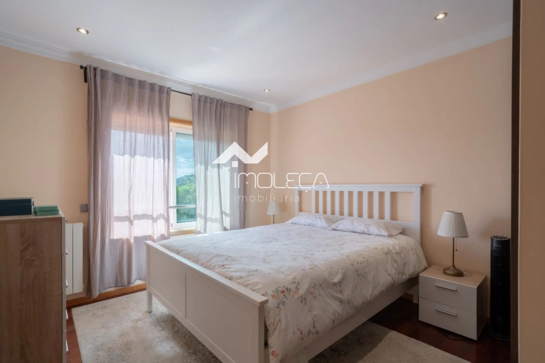 Apartamento T2 para Venda em Oliveira do Douro Foto 15
