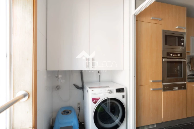 Apartamento T2 para Venda em Oliveira do Douro Foto 8