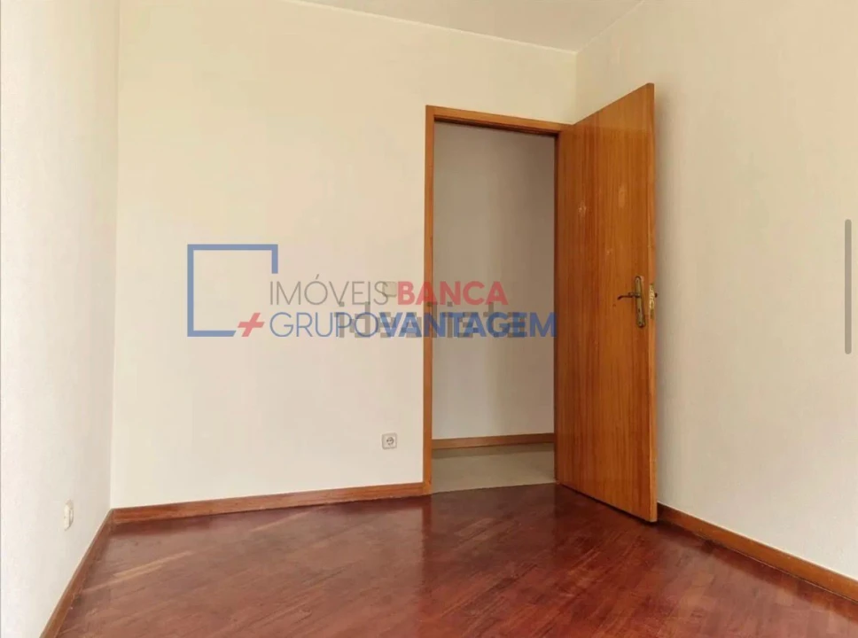 Apartamento T3 para Venda em Rio Tinto Foto 10