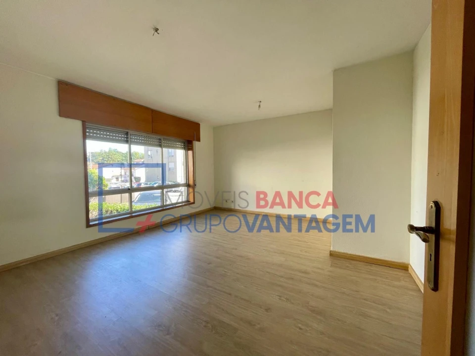 Apartamento T3 para Venda em Rio Tinto Foto 10