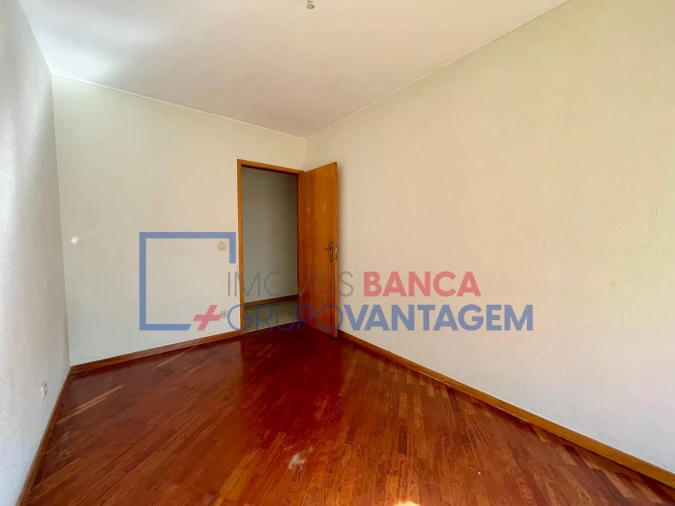 Apartamento T3 para Venda em Rio Tinto Foto 19