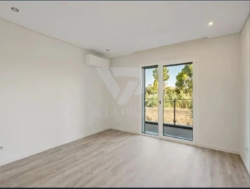 Apartamento T3 para Arrendamento em Carcavelos e Parede