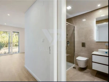 Apartamento T3 para Arrendamento em Carcavelos e Parede