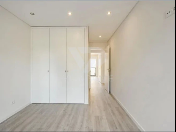 Apartamento T3 para Arrendamento em Carcavelos e Parede Foto 23