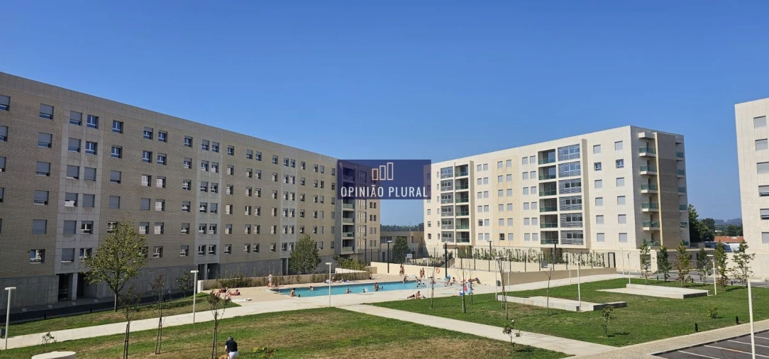 Apartamento T2 para Venda em Vila Nova da Telha Foto 24