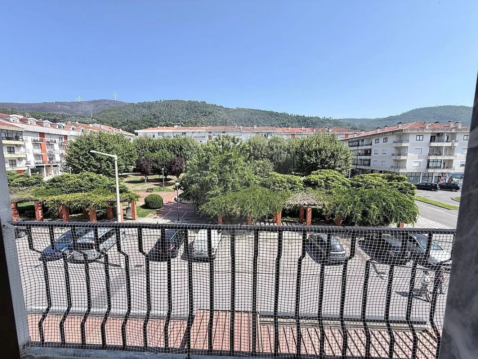 Apartamento T2 para Venda em Lousã e Vilarinho Foto 6