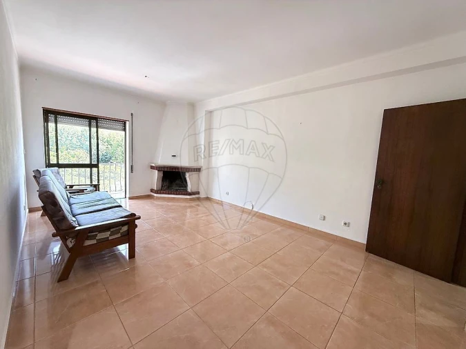 Apartamento T2 para Venda em Lousã e Vilarinho Foto 2