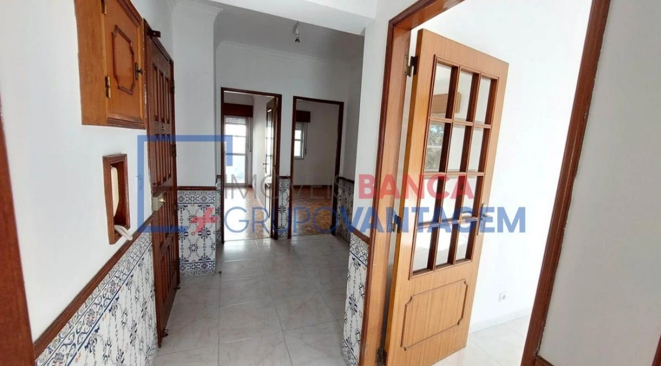 Apartamento T2 para Venda em Algueirão-Mem Martins Foto 6