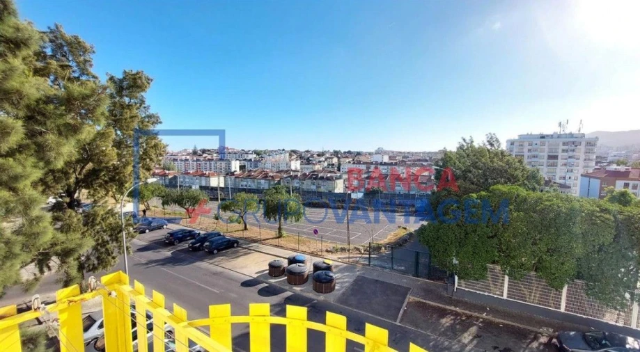 Apartamento T2 para Venda em Algueirão-Mem Martins Foto 18
