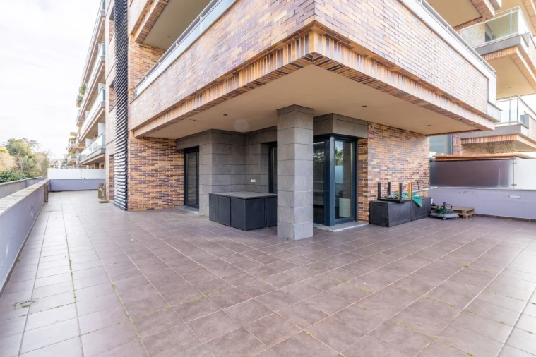Apartamento T3 para Arrendamento em Bucelas Foto 22