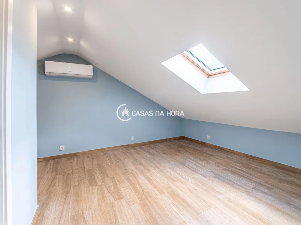 Apartamento T4 para Arrendamento em Benfica Foto 16