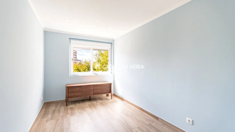Apartamento T4 para Arrendamento em Benfica