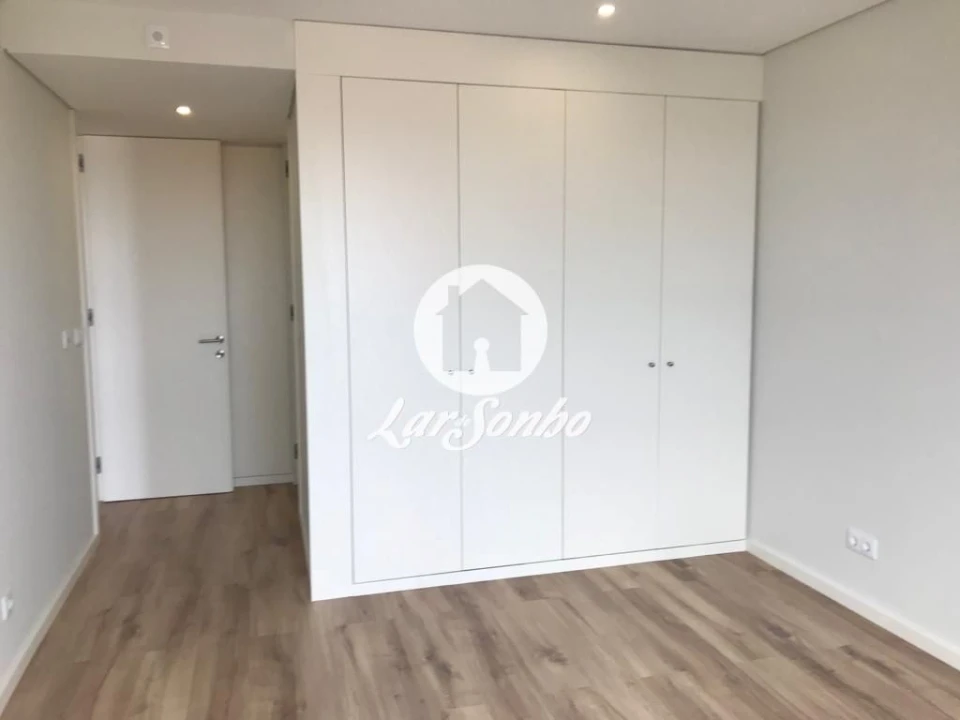 Apartamento T3 para Venda em Cidade da Maia Foto 6
