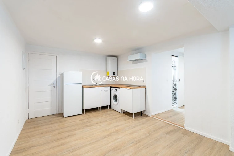 Apartamento T1 para Arrendamento em Carcavelos e Parede Foto 3