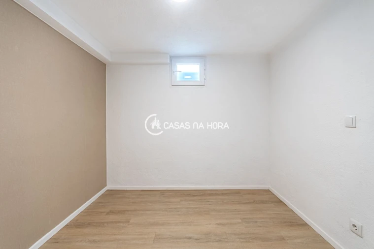 Apartamento T1 para Arrendamento em Carcavelos e Parede Foto 6